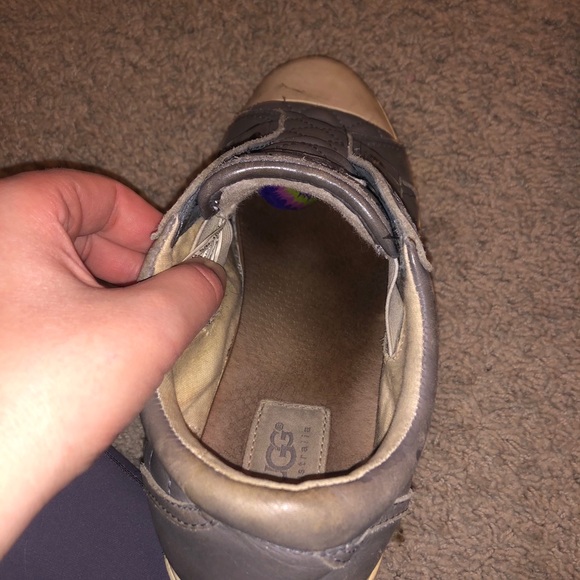 Ugg leather shoes - Picture 2 of 3